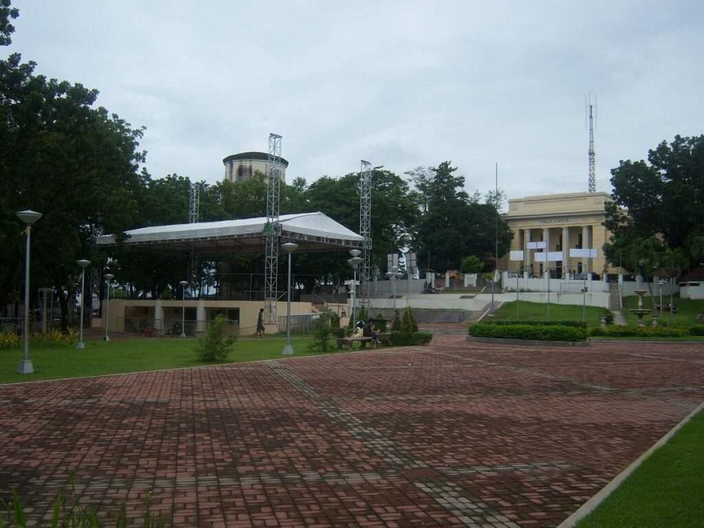 Maria Cristina Park - Tarlac Tourist Spots