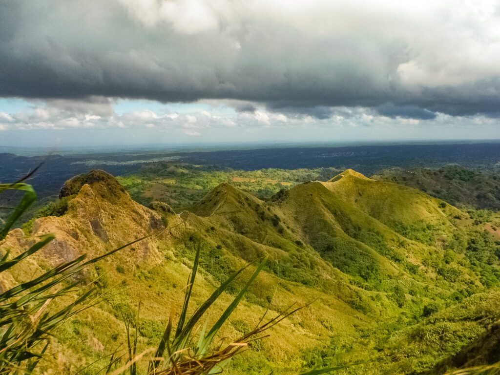 Mt. Batulao - Nasugbu, Batangas Tourist Spot